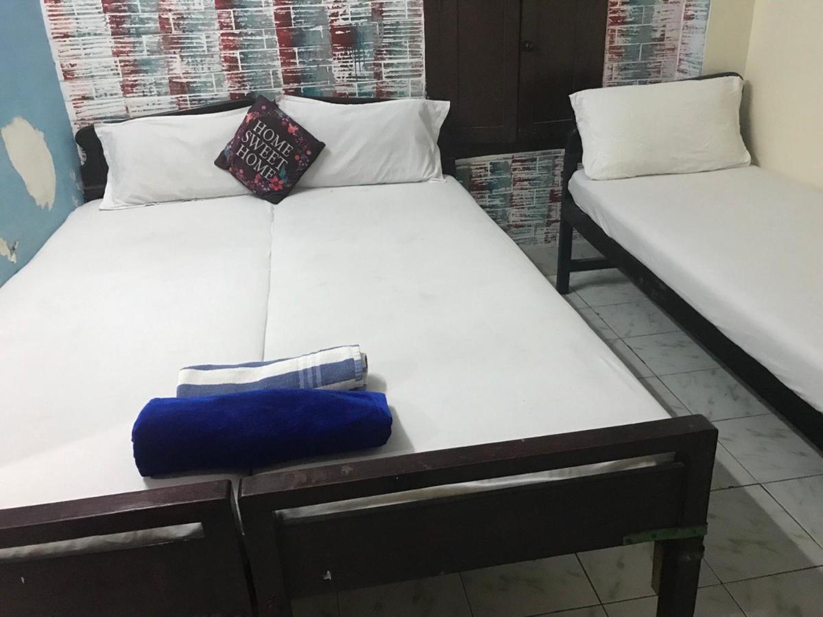 B Hostel Fort Kochi Bagian luar foto