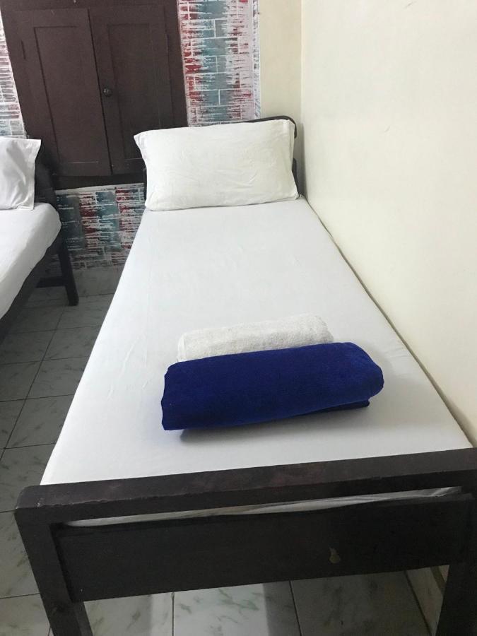 B Hostel Fort Kochi Bagian luar foto