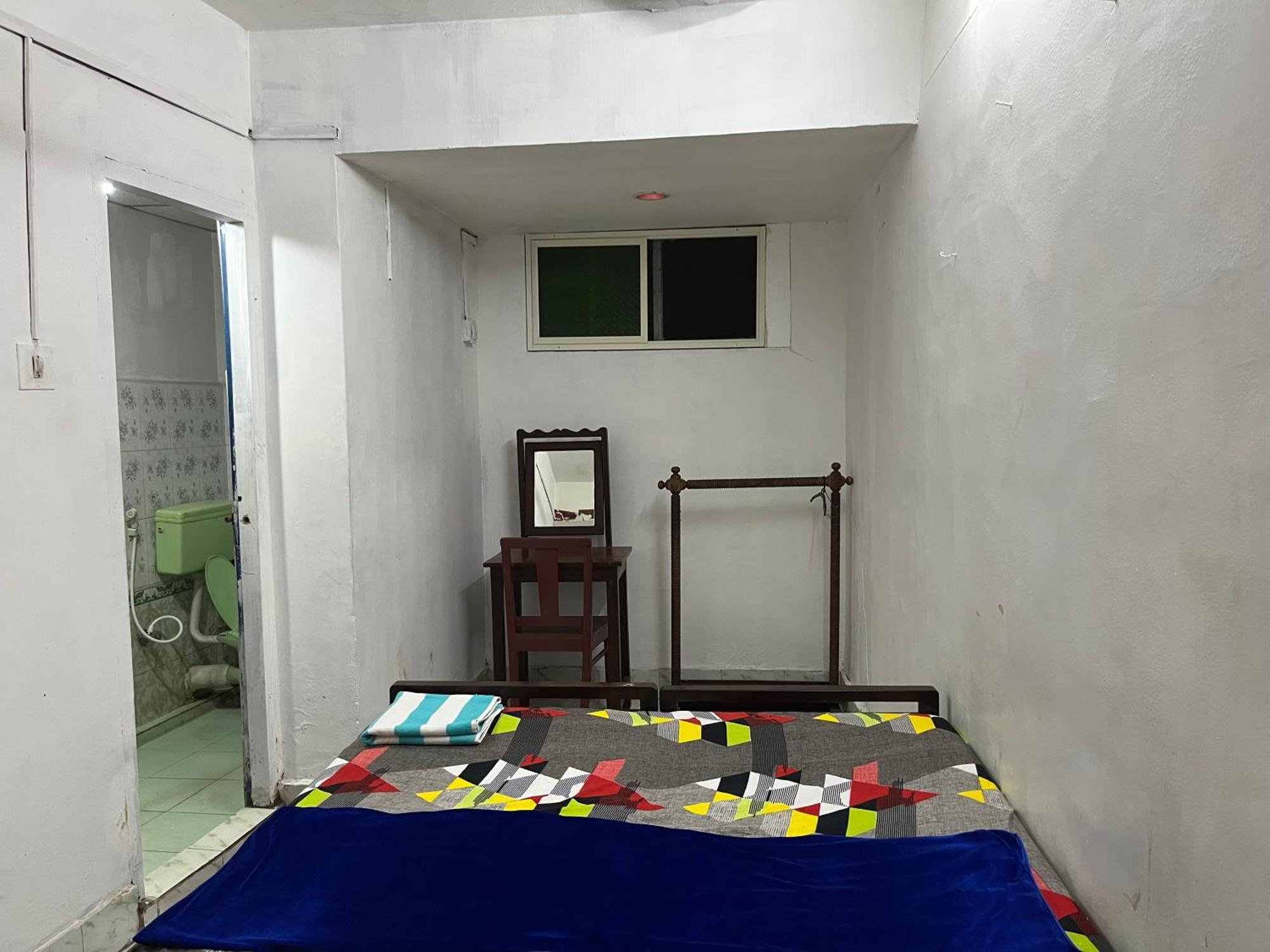 B Hostel Fort Kochi Bagian luar foto